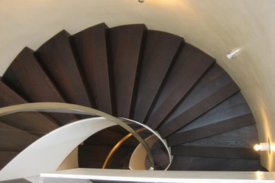 デュッセルドルフにあるおしゃれな階段の写真