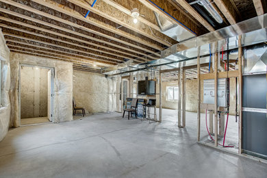 Example of a classic home design design in Salt Lake City