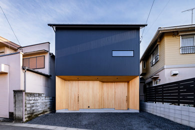 他の地域にあるモダンスタイルのおしゃれな住まいの写真