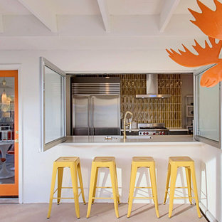 3 Palms - Indoor/Outdoor Living