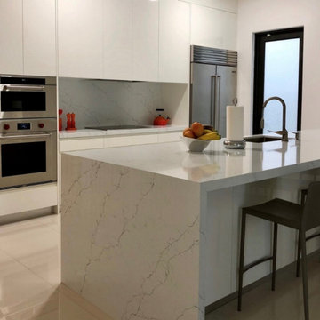 Everest Statuary Fine Vein Quartz