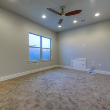Lakeway, TX Home Minutes From Downtown Austin