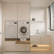 Raymundo - Garage/Laundry