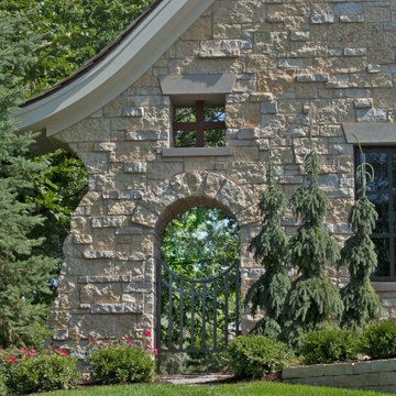Rolling Green Manor