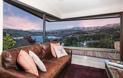 Houzz Tour: A Hillside Build Takes in the Harbour Views