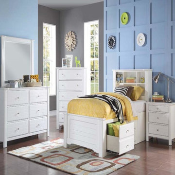 Mallowsea White w/ Storage Bedroom Set