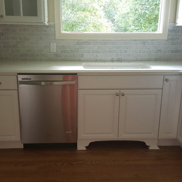 Oak Ridge White Kitchen