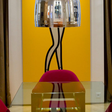 Un appartement d'un collectionneur d'art contemporain
