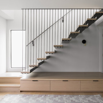 Kirkland: Organic Contemporary