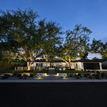 Mid-Century Modern Landscape Escape in Arcadia Pool, Outdoor Bar & Lush Front