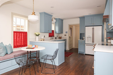 Elegant home design photo in Other