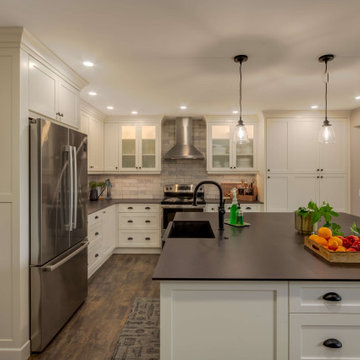Kitchen - Warm White Views