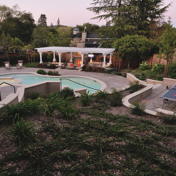 Luxurious Backyard Retreat