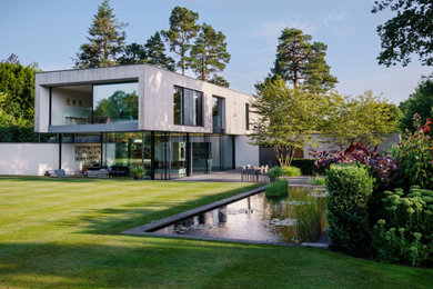 Photo of a contemporary house exterior in Oxfordshire.