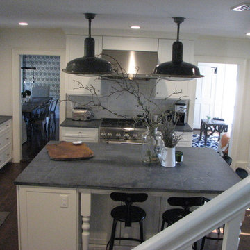 A 2016 kitchen comes home to a circa 1711 cape