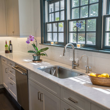 Modern Colonial Kitchen in Westchester County