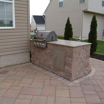 Built-In Grill Outdoor Kitchen