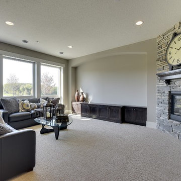 5650 Comstock