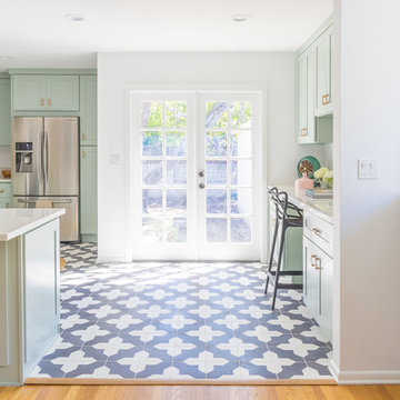 Chic Cottage Kitchen