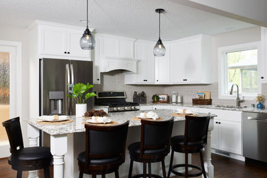 Example of a transitional kitchen design in Minneapolis