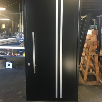 LEO Door Collection