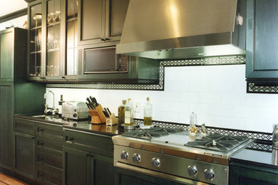 Kitchen photo in San Francisco