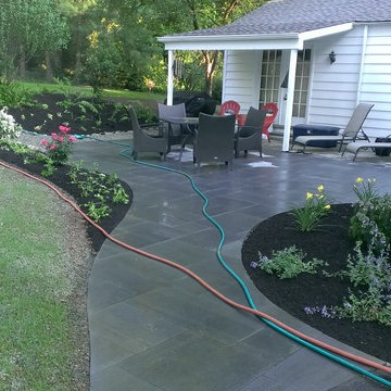 Flagstone Patio & Walkway