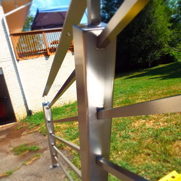 Staircases- Rod bar railing