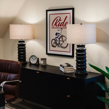 Multifunctional Home Office + Guest Room