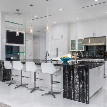 Las Olas Residence