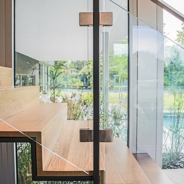 Custom Center-beam & Glass Inlay Railings
