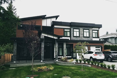 Home design - mid-sized contemporary home design idea in Vancouver