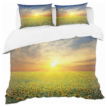 Beauty Sunset Over Sunflowers Field Traditional Duvet Cover, Queen