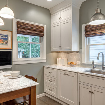 Showplace Concord White + Quartersawn Oak - Oakwood OH