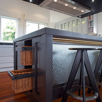 Classical Kitchen by Du Bois Design