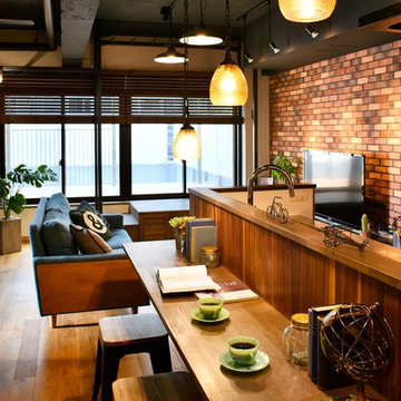 大人カッコいいブルックリンハウス -倉庫から住居スペースへ-(商業用ビル)