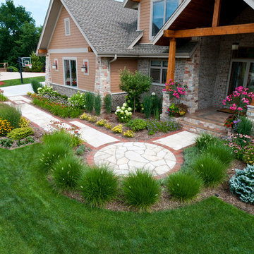 Craftsman Front Yard - Menomonee Falls