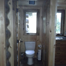 New log cabin bathroom