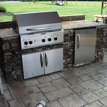 Outdoor fireplace