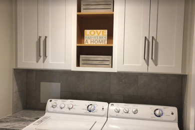 Photo of a contemporary laundry room in Orlando.