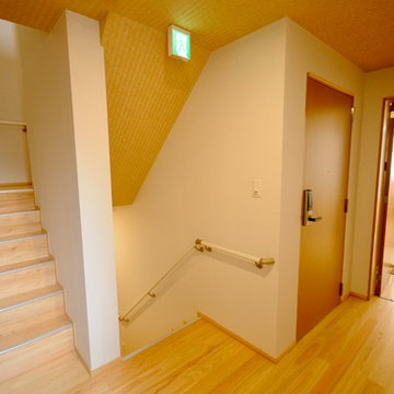 Onya Tachibana / 御屋 橘