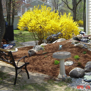 Paulson Water Feature - Trumbull