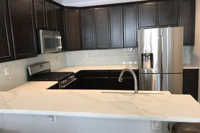 Trendy kitchen photo in Baltimore