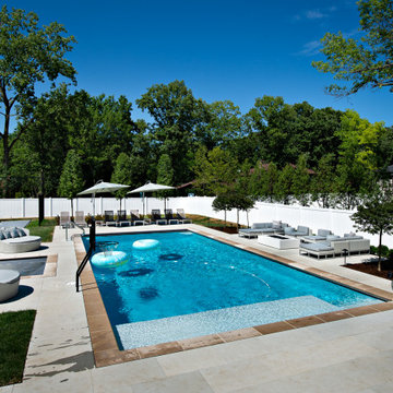 Hamptons in Highland Park