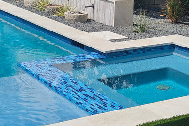 Pool - modern pool idea in Houston
