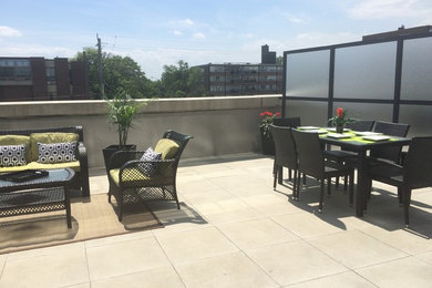 Inspiration for a patio remodel in Toronto