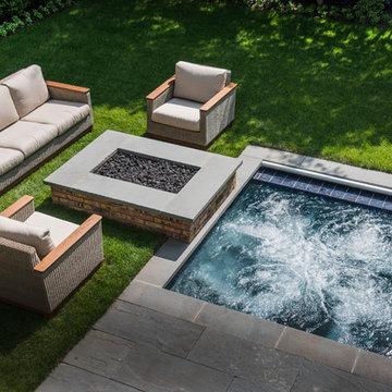 Winnetka, IL Hot Tub with Automatic Cover and Fire Pit