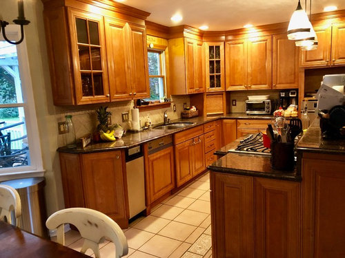 What Color White For Cabinets To Match Baltic Brown Granite