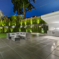 910 LEOVISTA - Products