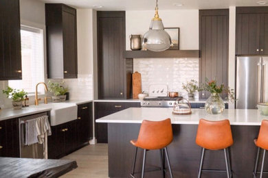 Inspiration for a modern kitchen remodel in Portland